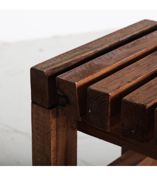 Reposapiés mod. AKVIRAN en PUF